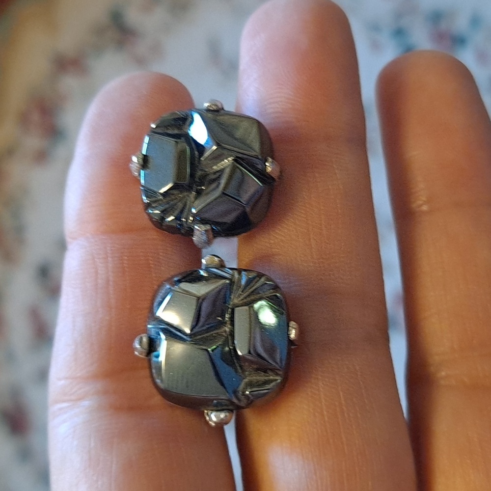 Vintage Sarah Coventry Black and Silver Cuff Links